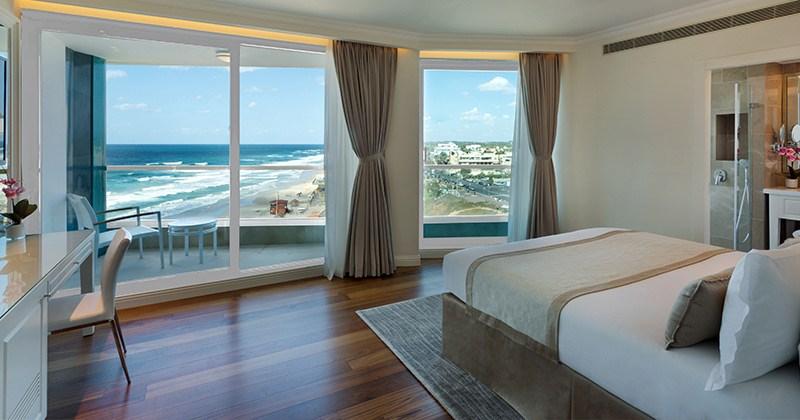 Camera Deluxe, Herbert Samuel Okeanos Suites Herzilya