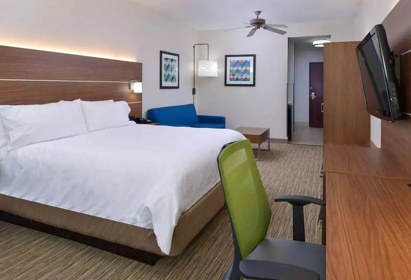 سوئیت برای معلولان, Holiday Inn Express Hotel & Suites Abilene Mall South, An Ihg