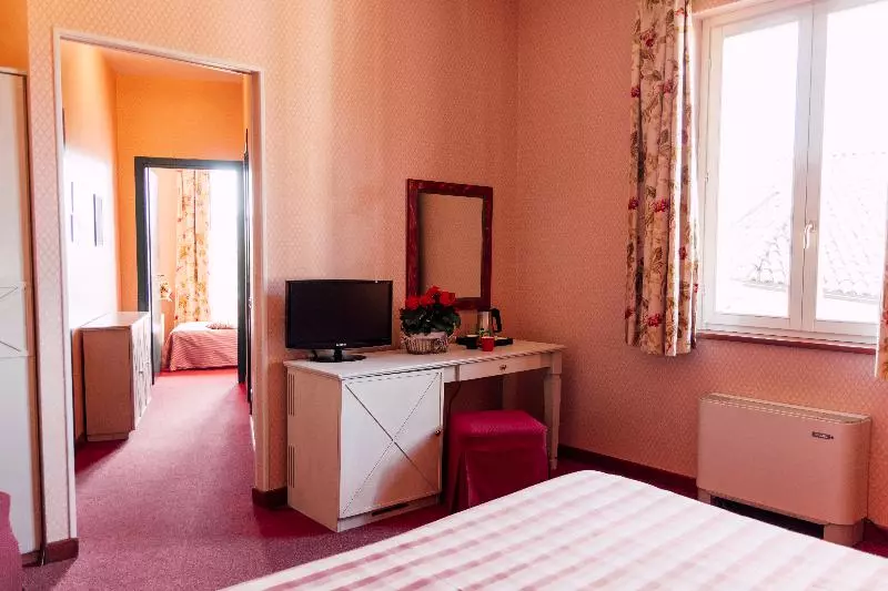 اتاق استاندارد با تخت بزرگ, Holiday Inn Express Hotel & Suites Watertown Thousand Islands, An Ihg
