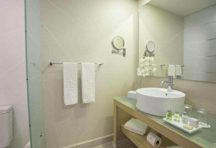 キングサイズベッドのスーペリアルーム, NH Mexico City Valle Dorado