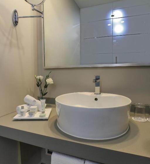 キングサイズベッドのスーペリアルーム, NH Mexico City Valle Dorado