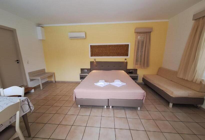 Studio Standard Vue Piscine, Perla Beach