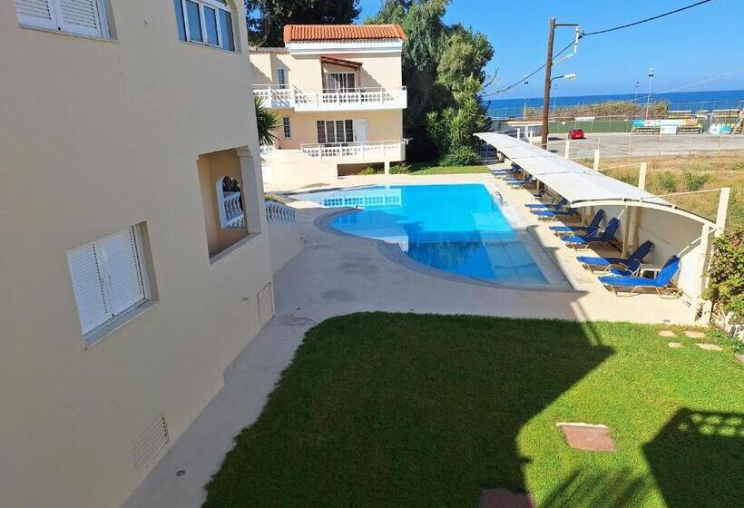 Studio Standard Vue Piscine, Perla Beach