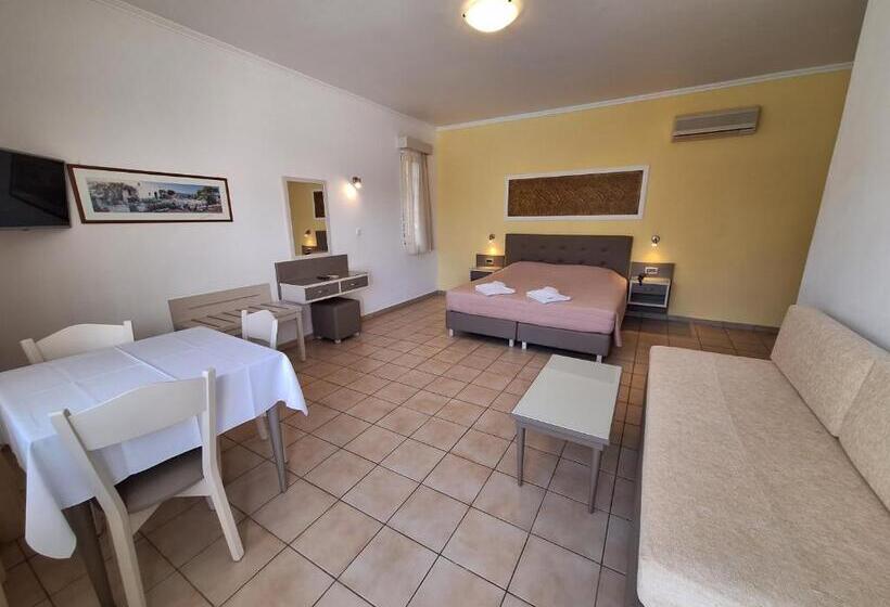 Studio Standard Vue Piscine, Perla Beach