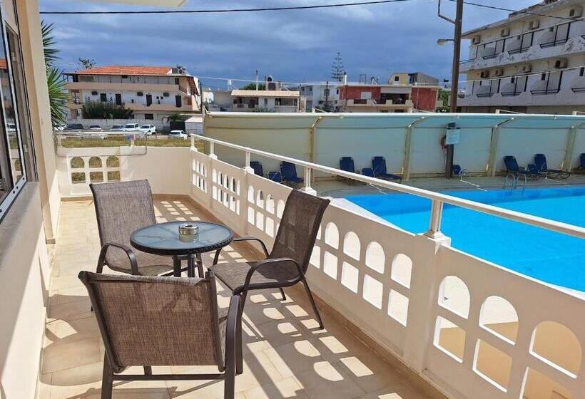 Studio Standard Vue Piscine, Perla Beach