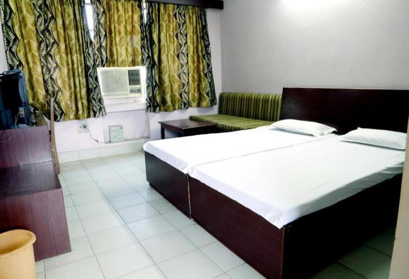 豪华房间, Prayag