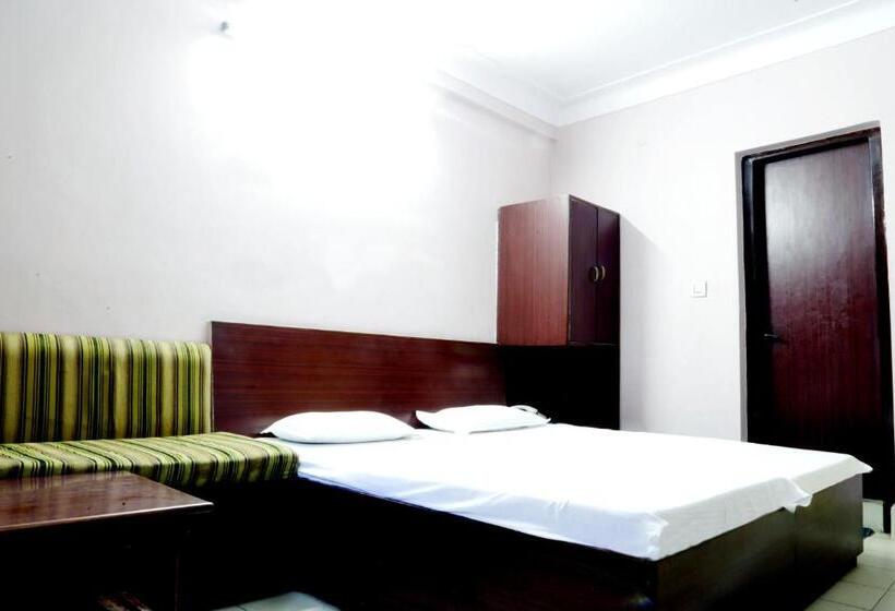 豪华房间, Prayag