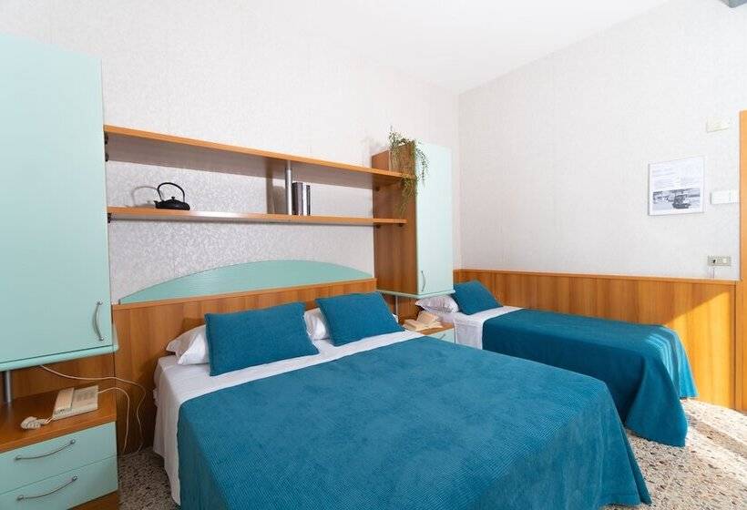 标准三人间, Sampaoli