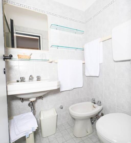 标准间带阳台, Sampaoli