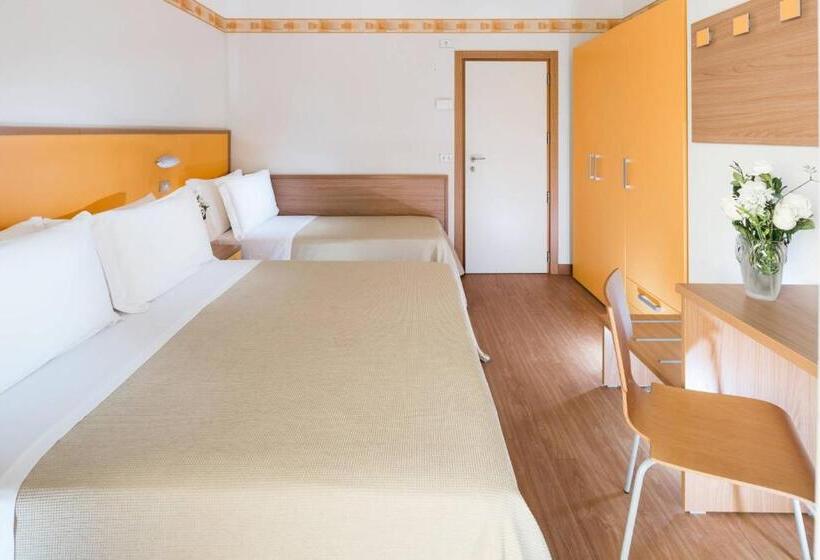 标准三人间, Sampaoli