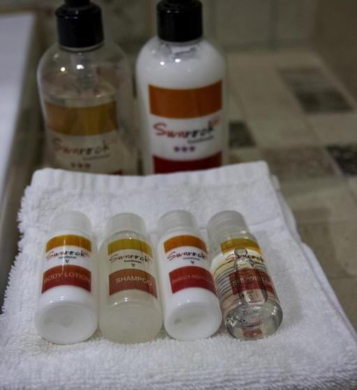 Семейный Номер, Sunrock Guesthouse