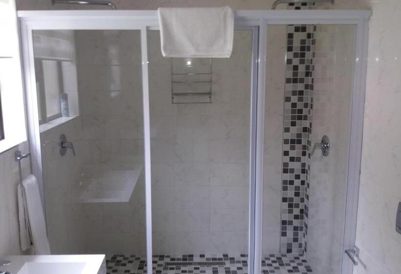 Люкс 2 Спальни, Sunrock Guesthouse