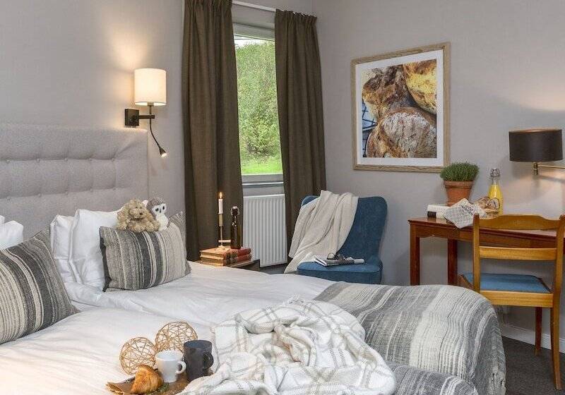 غرفة قياسية, Villa Lovik