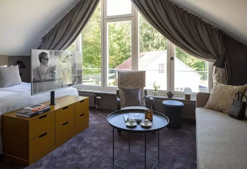 ジュニアスイート, Villa Lovik