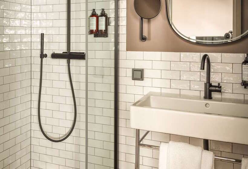 スタンダードルーム, Villa Lovik