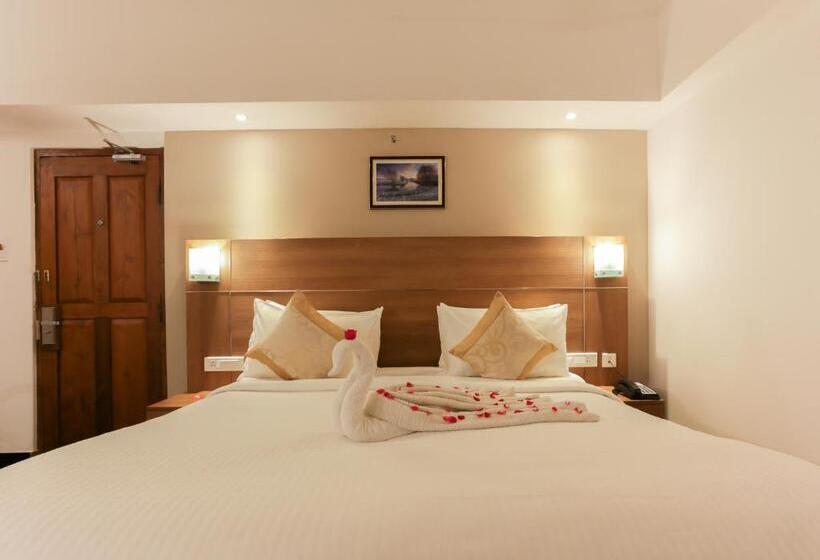 اتاق لوکس, Zip By Spree Hotels Mangala International
