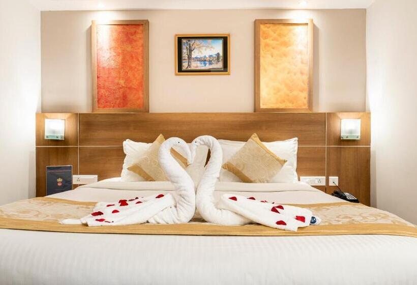 اتاق اجرایی, Zip By Spree Hotels Mangala International