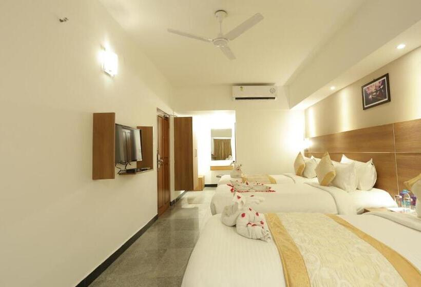 اتاق خانوادگی, Zip By Spree Hotels Mangala International