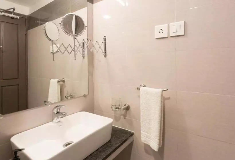 スイート, Zip By Spree Hotels Mangala International