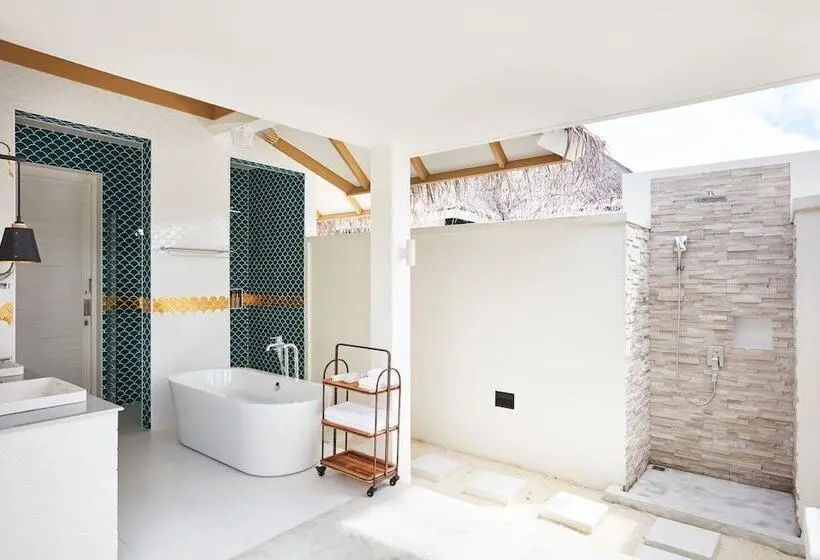 ویلای یک اتاق خوابه با استخر شنا, Sun Siyam Iru Veli