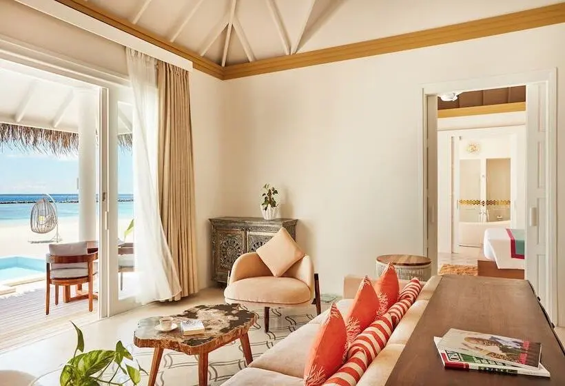 2 Bedroom Apartment with Pool, Sun Siyam Iru Veli