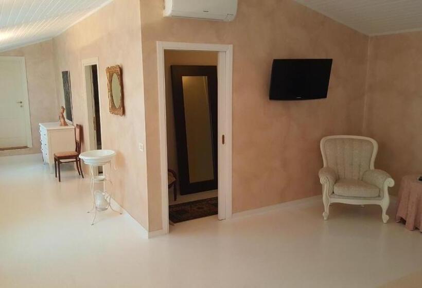 자쿠지 스위트, B&b Villa Fiorini