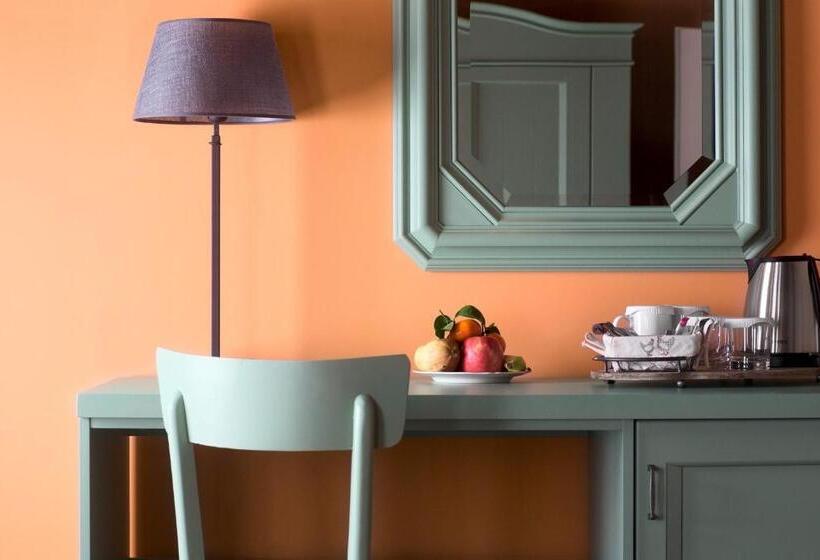 חדר סופריור, Ca  Ciaran