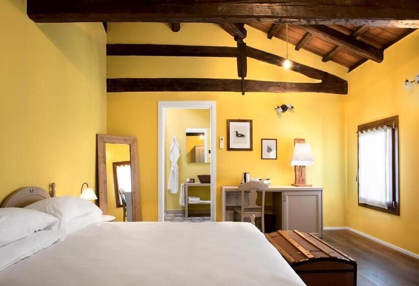 חדר סופריור, Ca  Ciaran