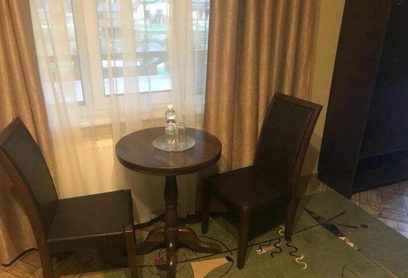 Номер Стандарт, поляна купіль