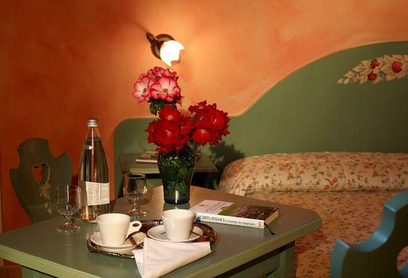 스탠다드 트리플 룸, Agriturismo Roeno