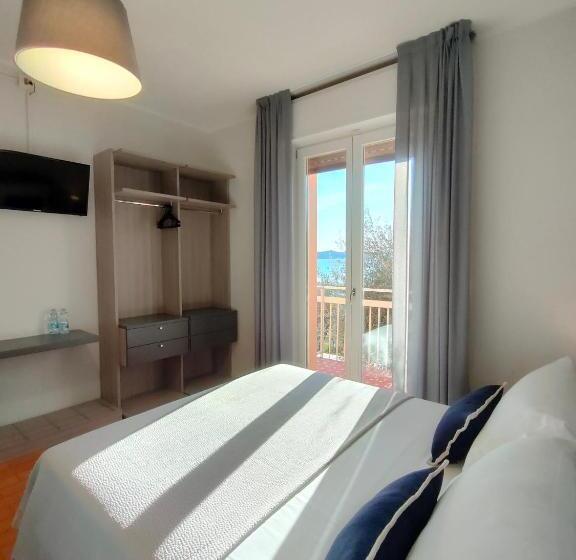 חדר סטנדרט עם מרפסת, Albergo La Pescatrice