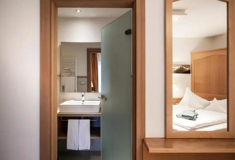 Standard-huone Parveke, Belvedere   Fine Dining, Hideaway & Spa