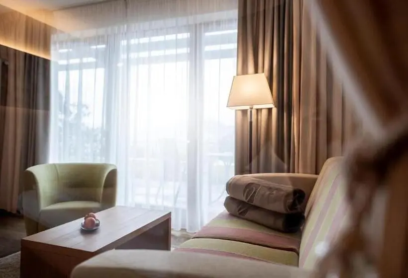 Juniorsviitti Terassi, Belvedere   Fine Dining, Hideaway & Spa