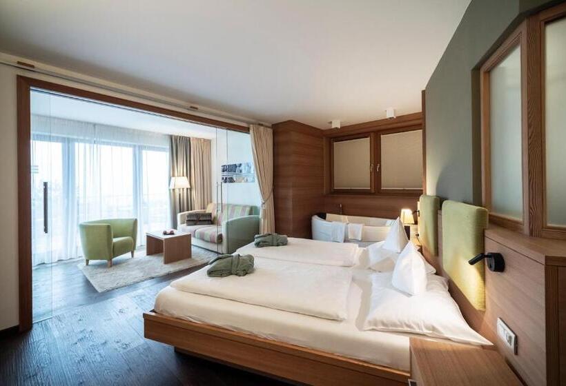 Полулюкс Одноместный с Террасой, Belvedere   Fine Dining, Hideaway & Spa