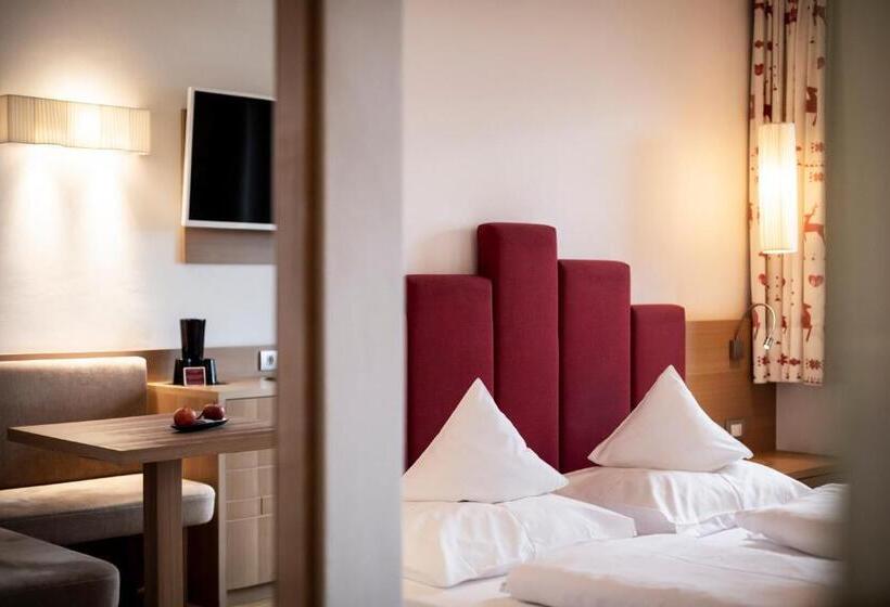 Номер Superior с Балконом, Belvedere   Fine Dining, Hideaway & Spa