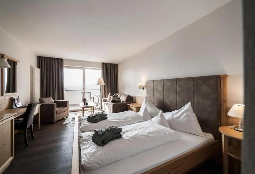 Superior-huone Parveke, Belvedere   Fine Dining, Hideaway & Spa