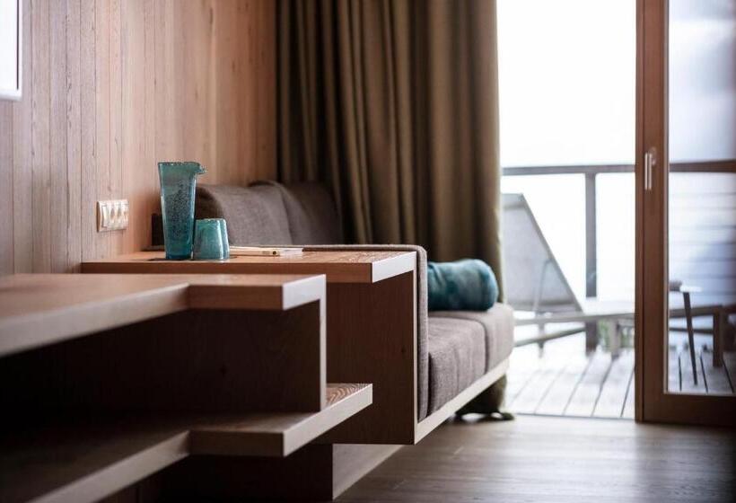 Люкс, Belvedere   Fine Dining, Hideaway & Spa