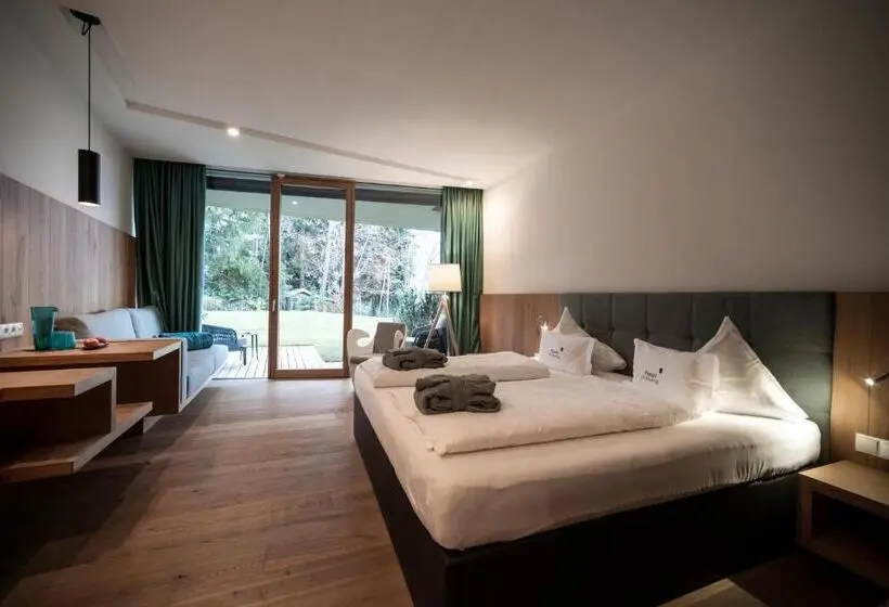 Superior-huone Parveke, Belvedere   Fine Dining, Hideaway & Spa