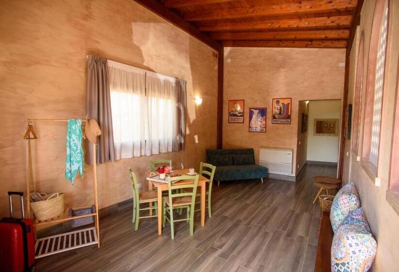 수피리어 트리플 룸, Case Di Latomie