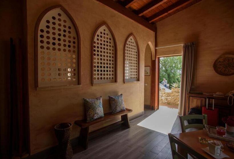 수피리어 트리플 룸, Case Di Latomie