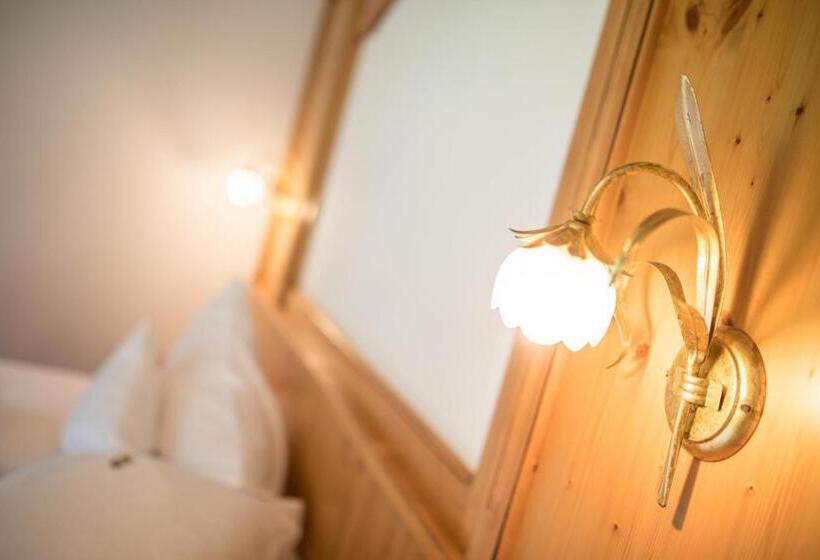 חדר סטנדרט עם מרפסת, Jager Hans