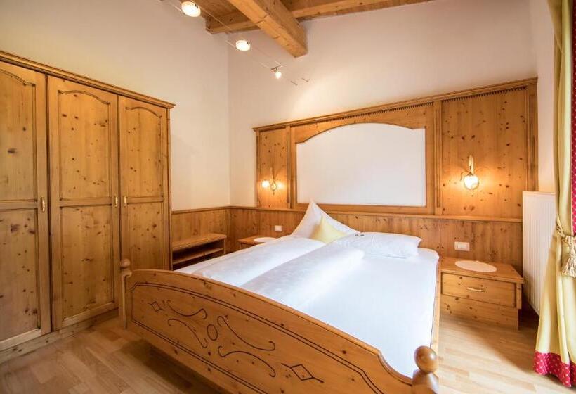 סוויטה, Jager Hans