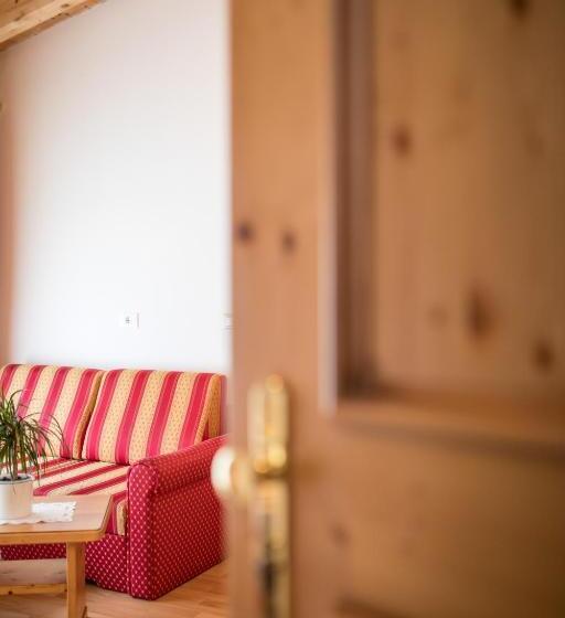 סוויטה, Jager Hans