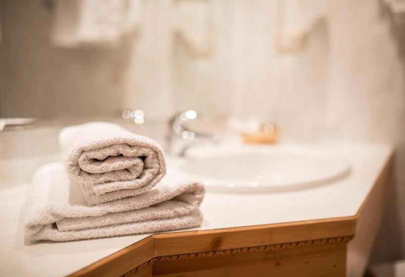 סוויטה, Jager Hans