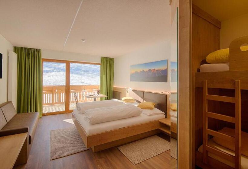 חדר משפתחתי סופריור, Martinshof Berg Herz