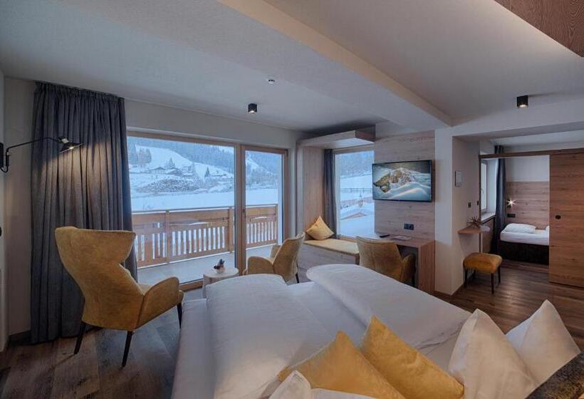 חדר משפחתי נוף להרים, Martinshof Berg Herz