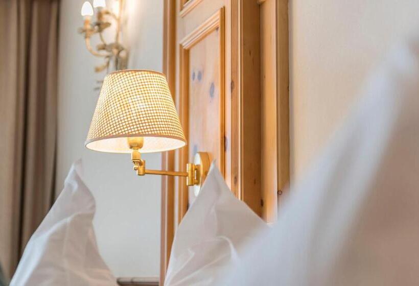 발코니가 있는 스위트, Quellenhof Luxury Resort Passeier