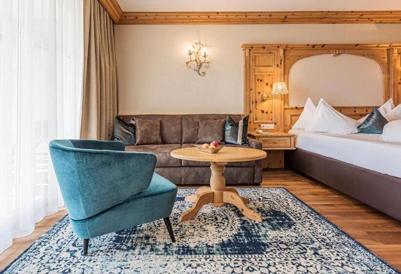 발코니가 있는 스위트, Quellenhof Luxury Resort Passeier