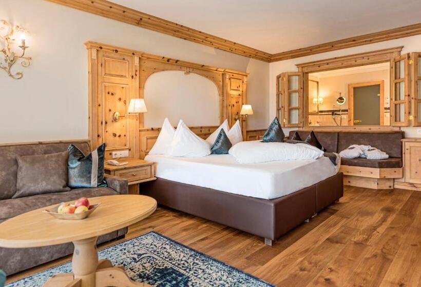 발코니가 있는 스위트, Quellenhof Luxury Resort Passeier