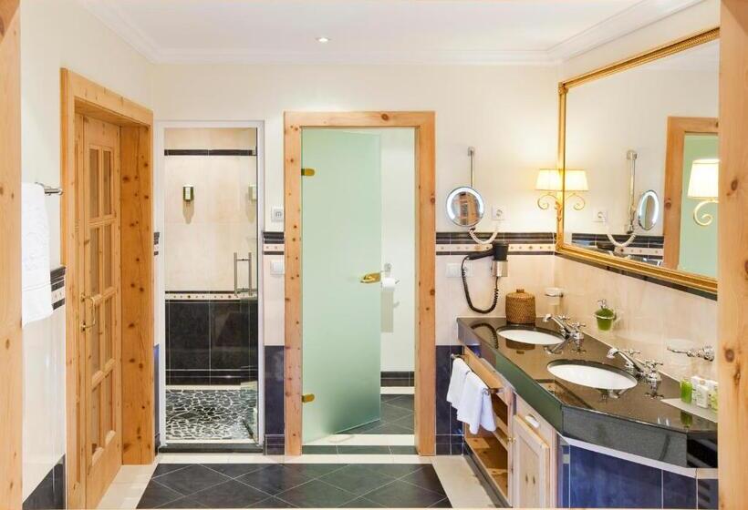 Люкс, Quellenhof Luxury Resort Passeier
